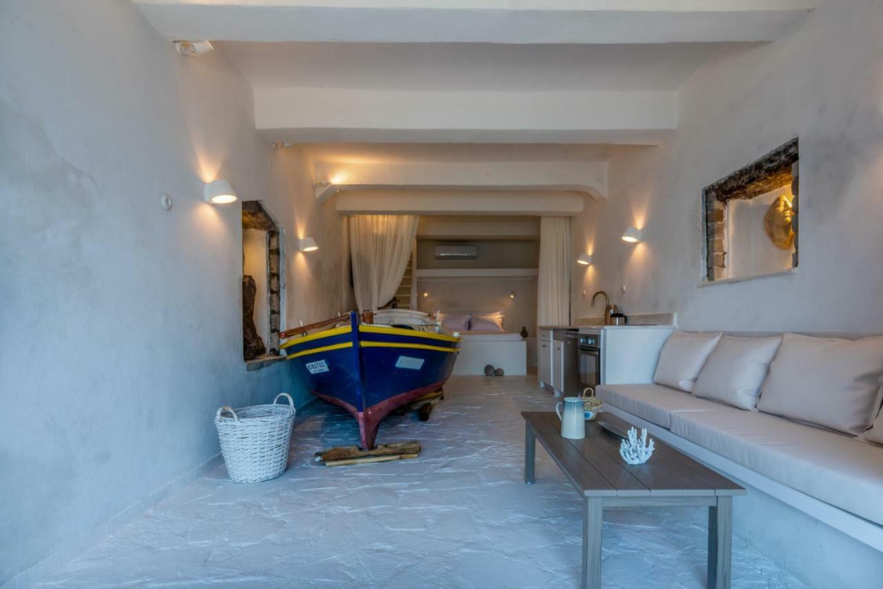 Villa Neosikos Amazing Beach House In Milos Island Klima  Exterior foto